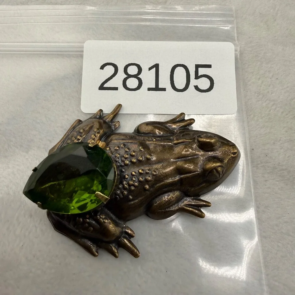 Vintage Sadie Green Rhinestone Frog Brooch Signed Reptile